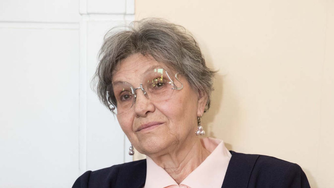 Pécsi Ildikó fia kamerák előtt mondta el, hogy miért veszett össze édesanyjával