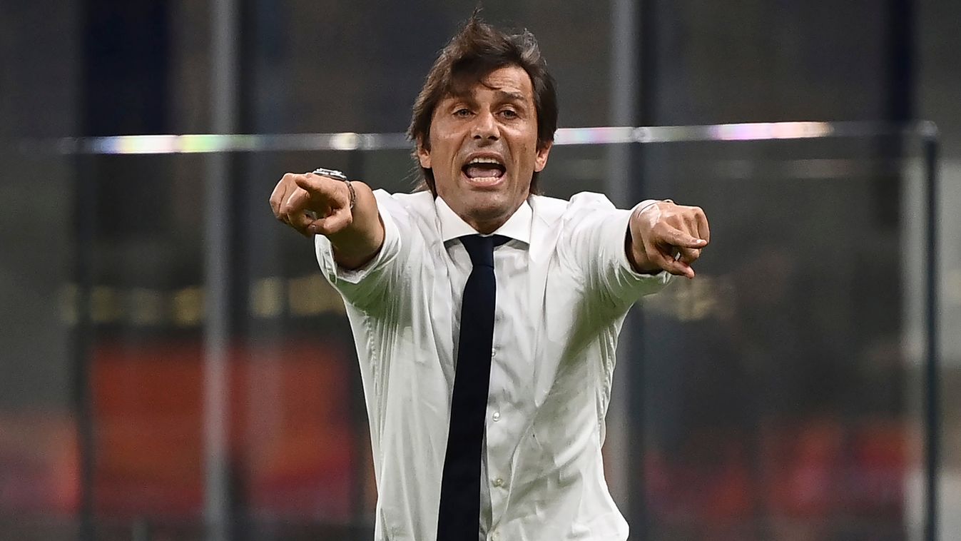 Conte bepöccent, ő három évre tervez