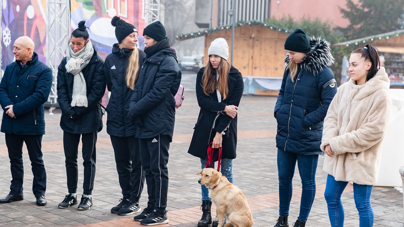 Petárdák helyett eledeleket