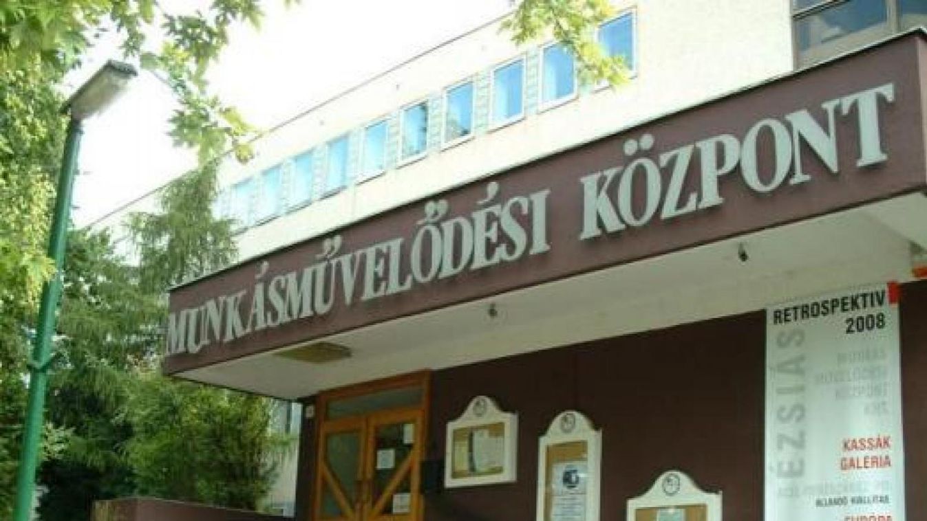 Rummikub bajnokság és vásár is lesz a héten az MMK-ban