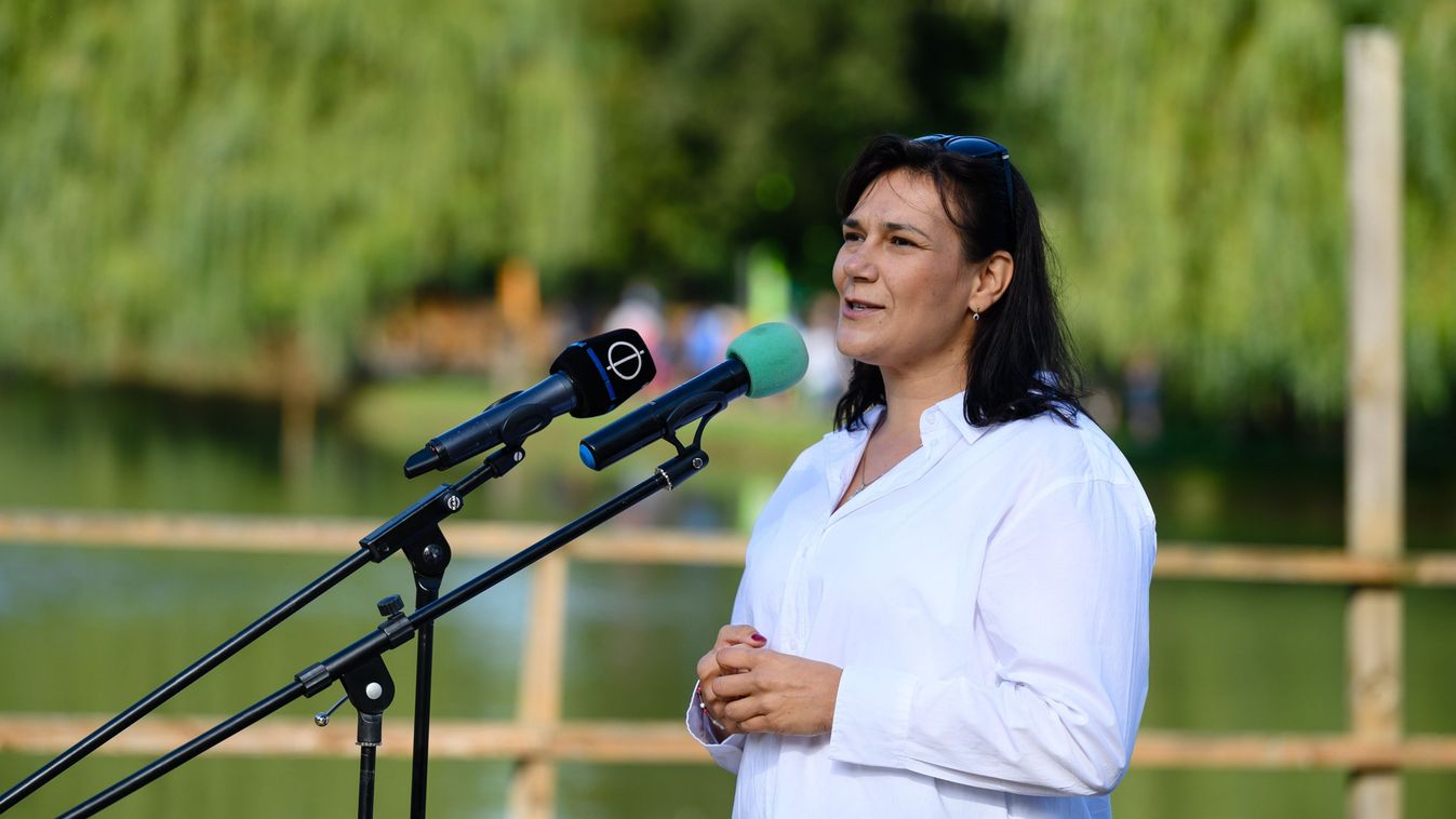 Továbbra is a család áll a kormányzás középpontjában