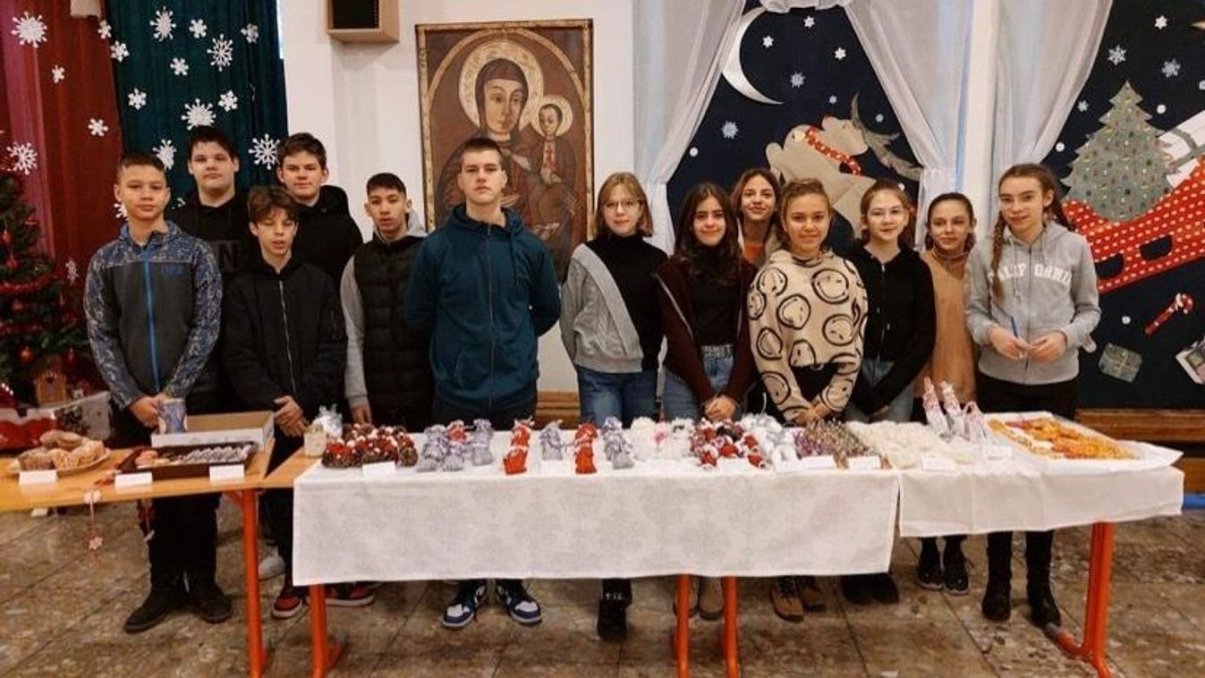 Vásári forgatagtól volt hangos a Gárdonyi iskola