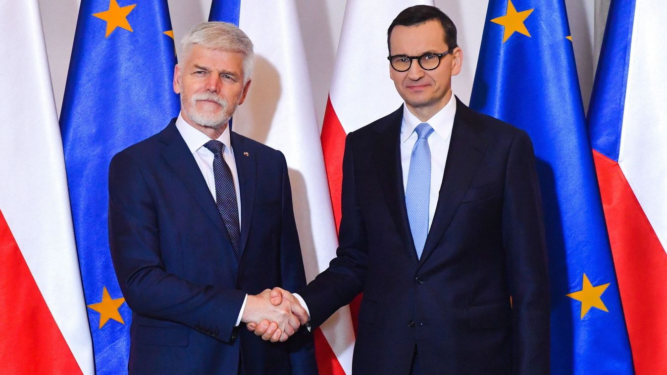 A V4 megújulását sürgette a lengyel kormányfő
