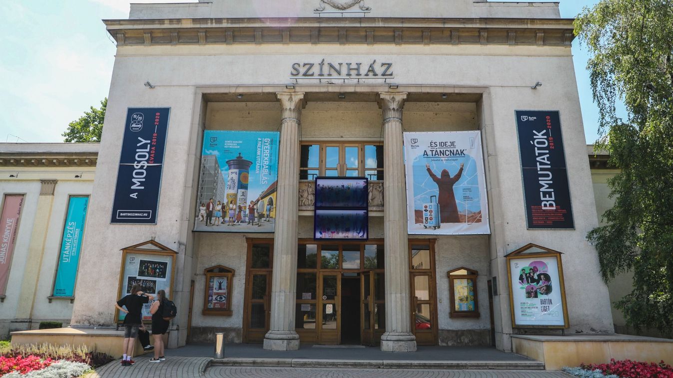 Döntse el Ön, ki érdemli Az év színésze díjat az idén Dunaújvárosban!