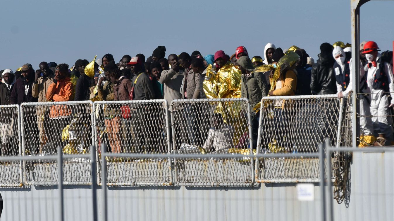 Rétvári Bence: az EU legnagyobb migránsgettóját Magyarországon állíttatnák fel