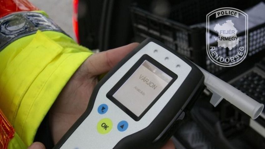 The uniformed officers paid particular attention to screening out intoxicated drivers