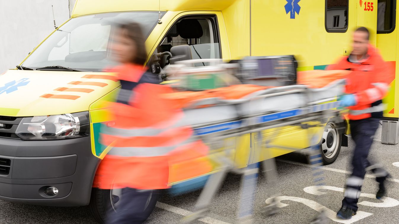 Kiakadtak a mentők: ezért borzasztó ötlet szívószállal gégemetszést végrehajtani