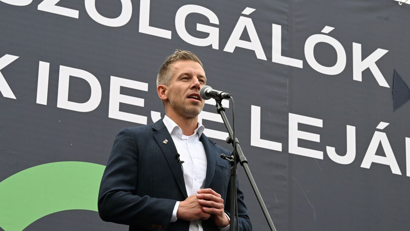 Sok munkát ad Magyar Péter környezete a hatóságoknak