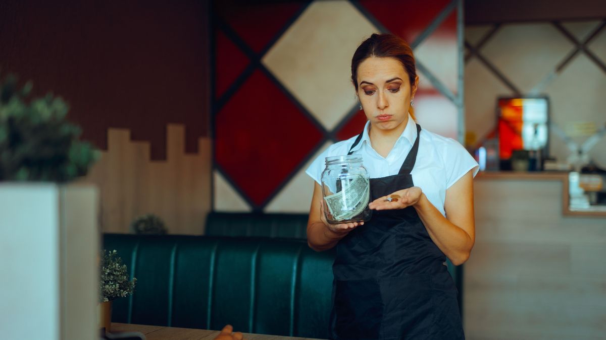 „Nem fizetek csak azért, mert kell” – a Z generáció fellázadt a muszáj-borravaló ellen