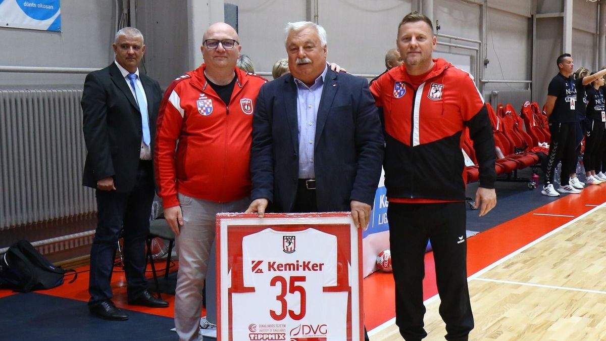 A nagylelkű támogató, Márton Zoltán köszöntése