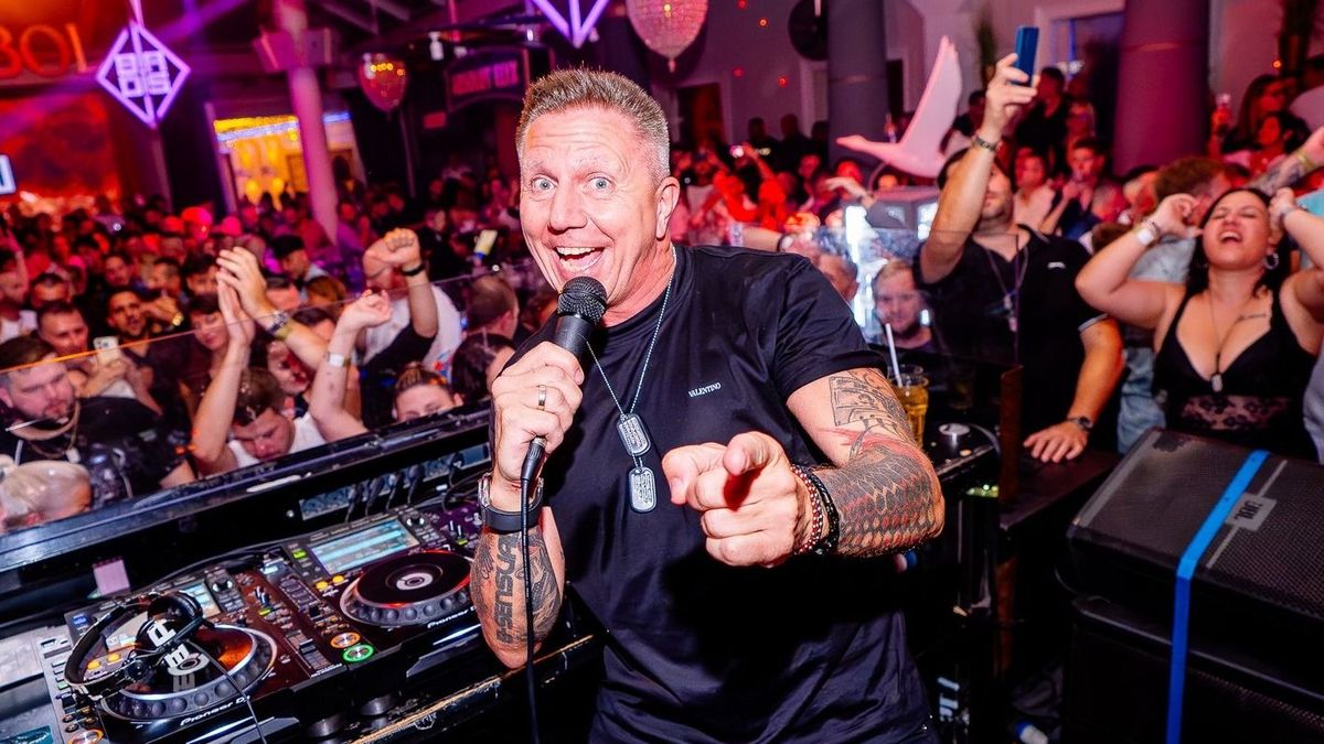 A DJ legenda karácsonykor Dunaújvárosba érkezik