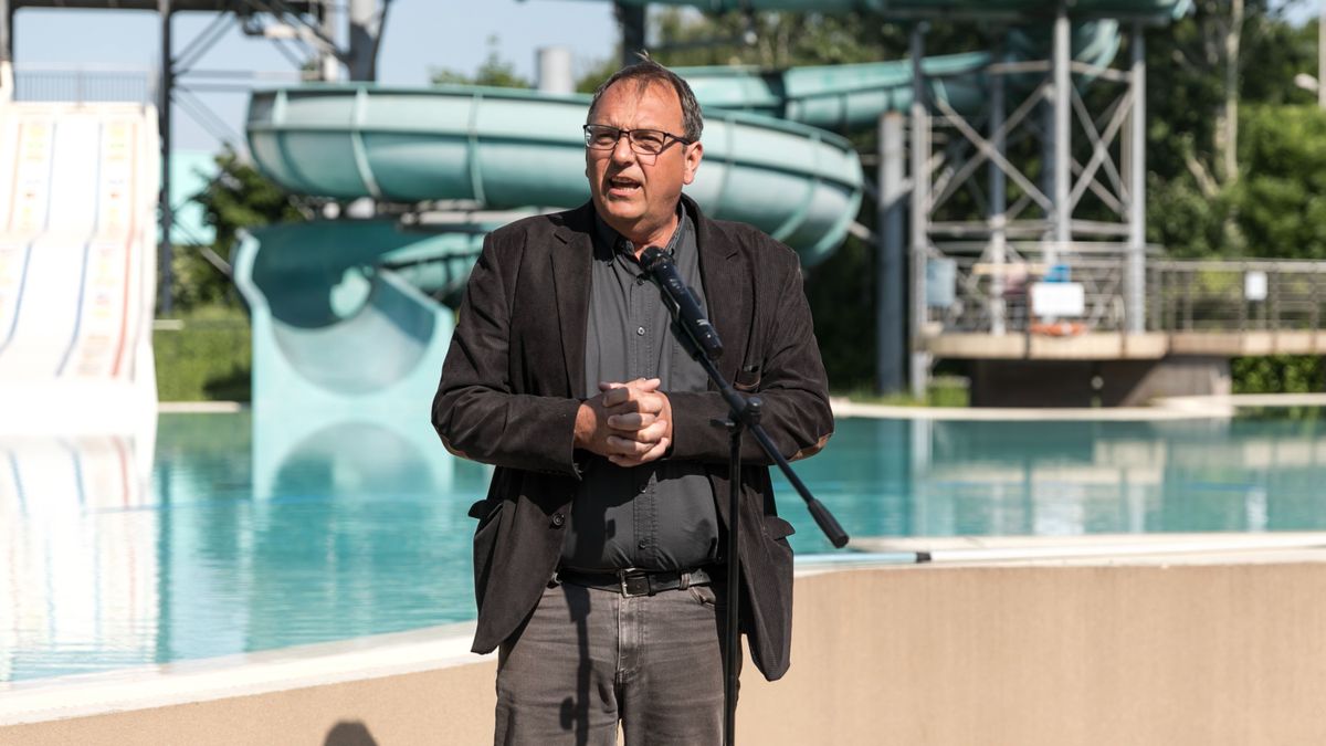 A DK Mezei Zsoltot indíja az április választásokon