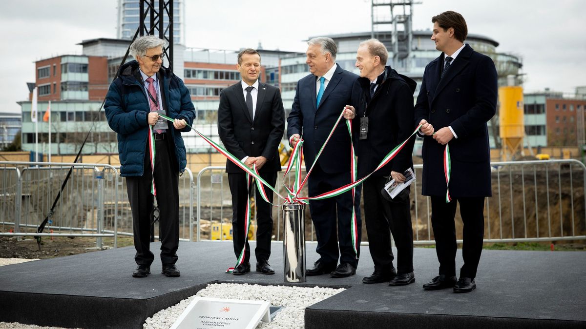 Orbán Viktor: Csak az a nemzet lehet sikeres, amely a maga ura