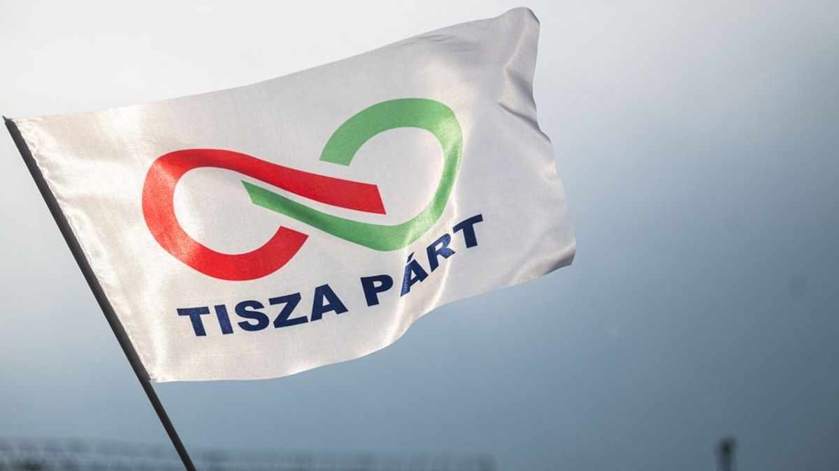 Döbbenetes fotók, így néz ki a tiszás „rendszerváltás