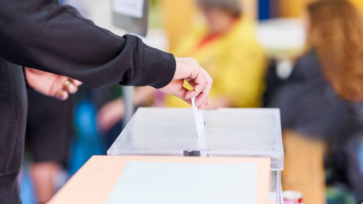 Munkahelyi nyomás Fejérben? Szavazatért cserébe állás a tét!