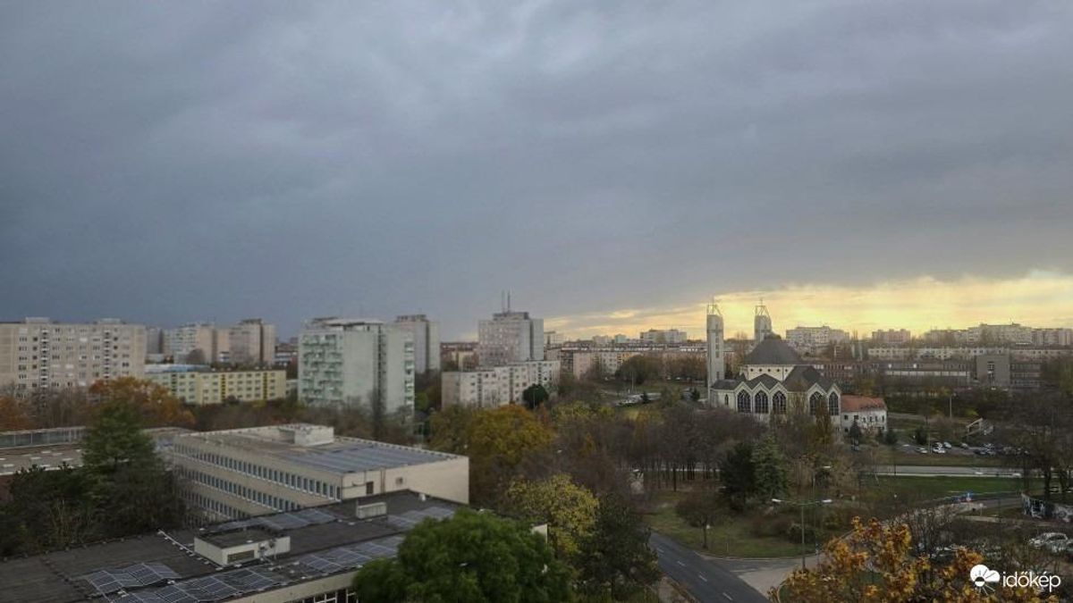 Holnapi időjárás Dunaújvárosban: napos, de szeles idő várható