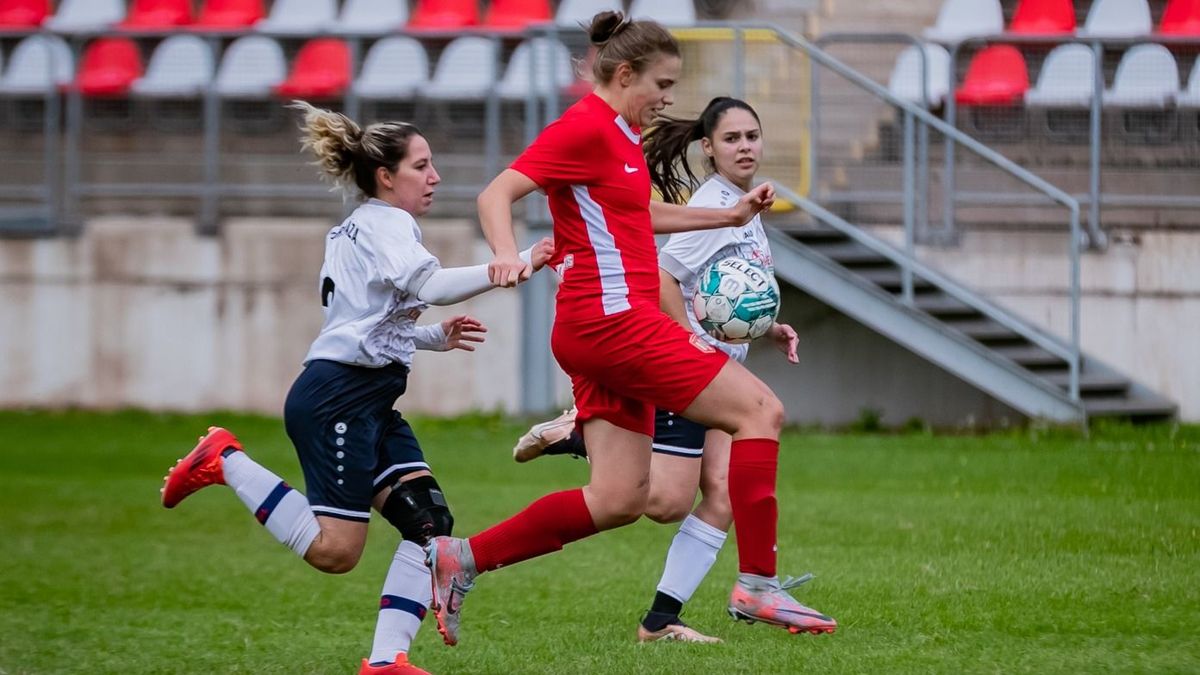 A bajnoki cím a tét Dunaújvárosban, itthon juthatnak fel az NB I-be