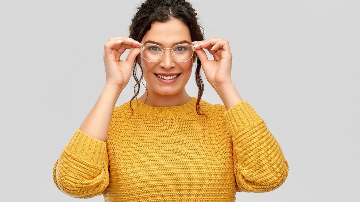 Szemüvegválasztás okosan: stílus és éles látás egyben