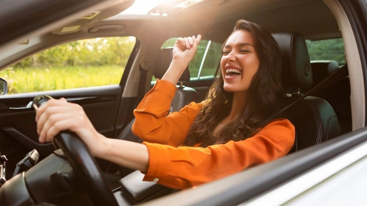 Több százezer autós még nem fizette be a gépjárműadót