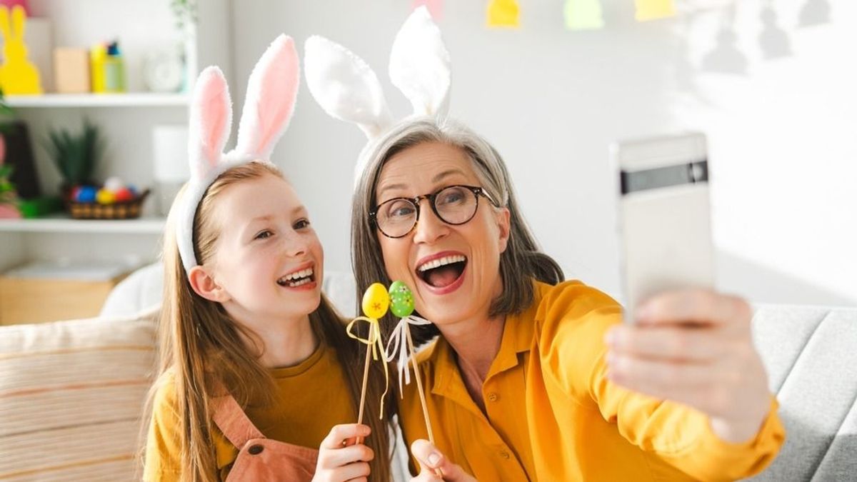 A közösségi média hatása az ünnepi szokásokra
