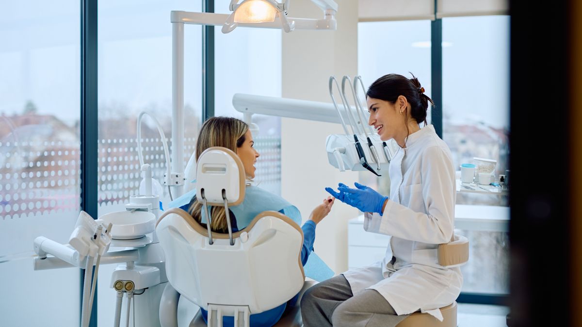 Fogfájás hétvégén? Itt talál segítséget