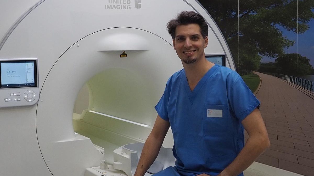 Egy ember, ezer munkatárs, számtalan beteg: így dolgozik dr. Szilágyi Örs, a kórház főigazgatója