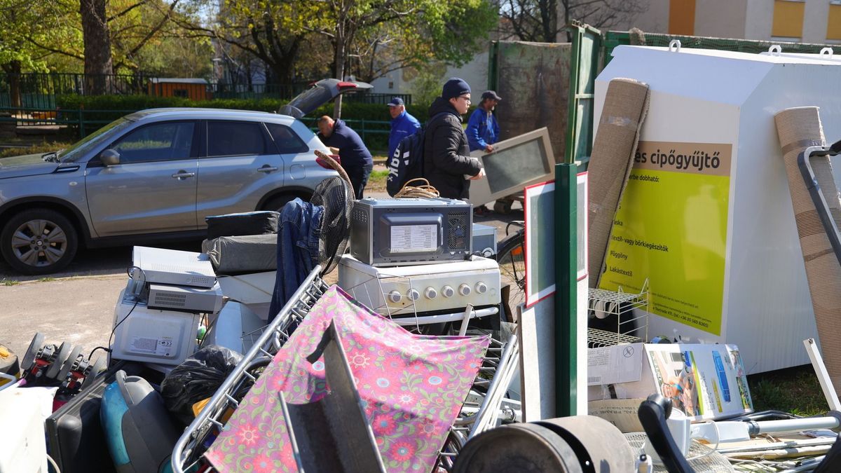 Ötvenöt tonna hulladéktól szabadult meg a városrész