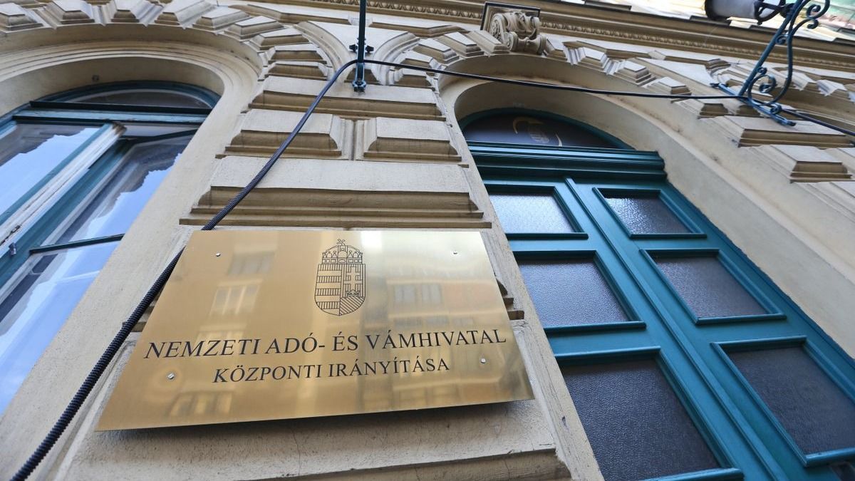 Így segíti a NAV az egyéni vállalkozókat