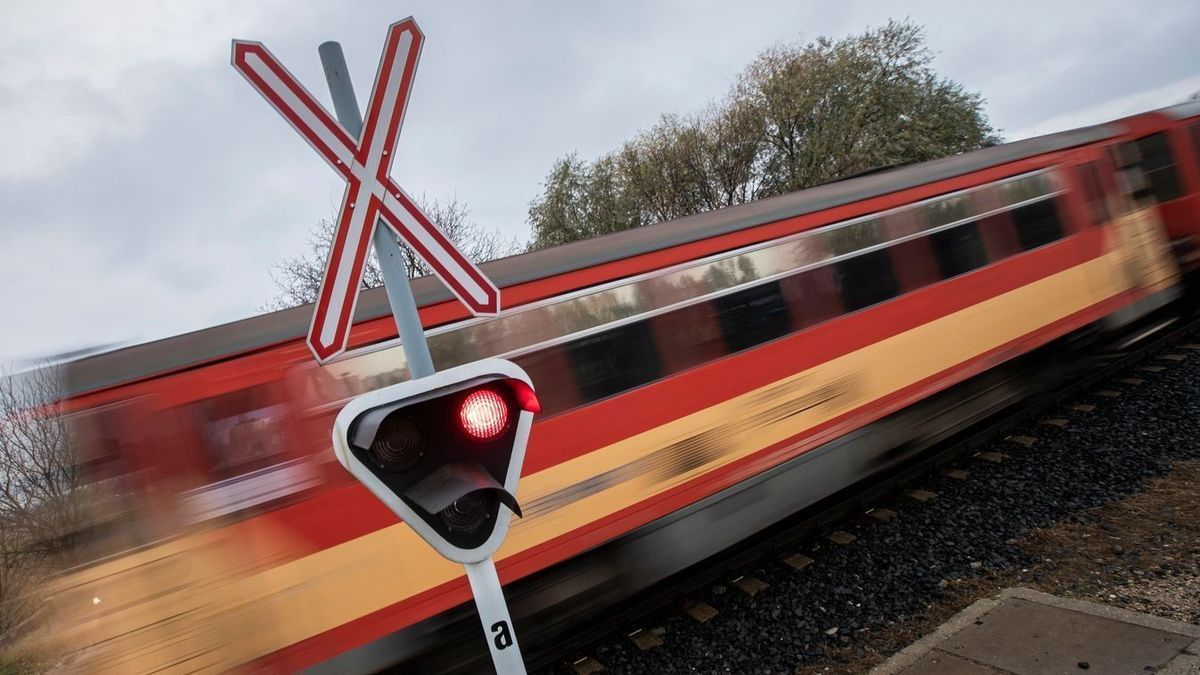 Így változik a közlekedés a májusi hosszú hétvégén