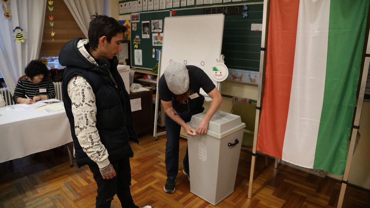 Mezőfalván rendben elindult a szavazás
