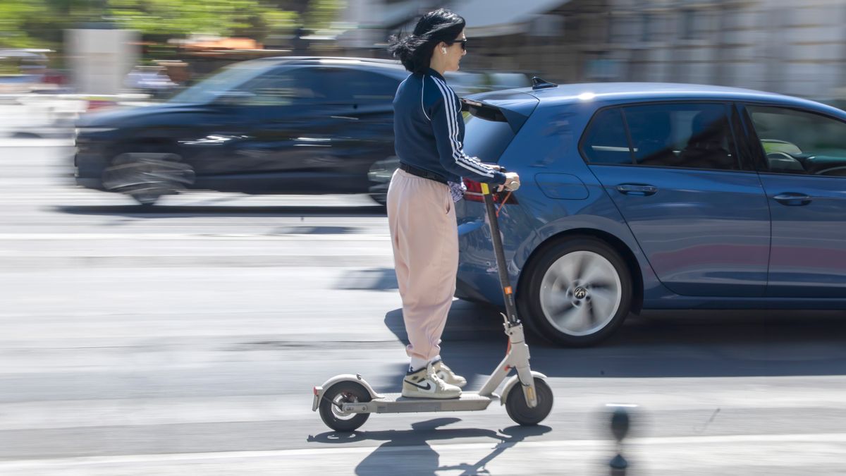Ismét fellángolt a vita az elektromos rollerekről