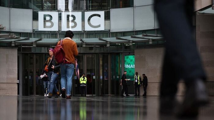 Vége lehet a BBC-nek? Most dől el, mi marad a brit médiaóriásból